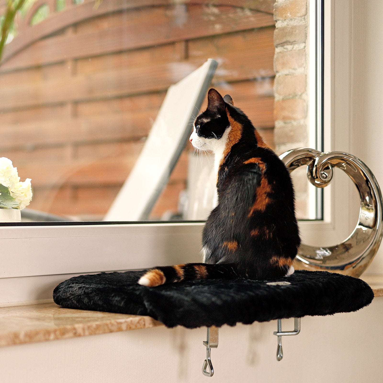 Vensterbankligstoel voor katten