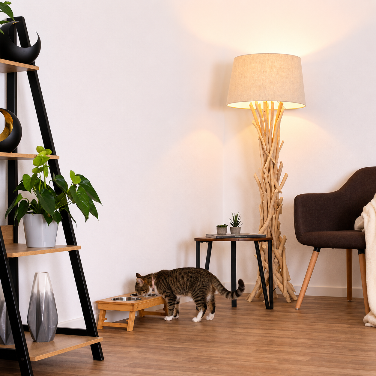 Voederstation voor katten met bamboeframe